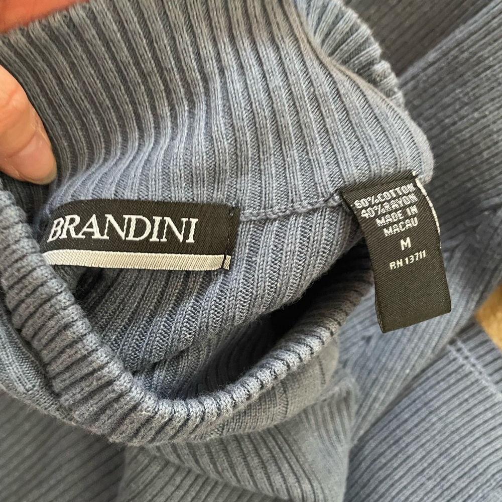 Women's Ribbed Blue Sweater - Picture 3 of 3